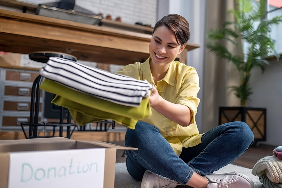LAUNDRY PICKUP & DELIVERY SERVICE IN DUBAI